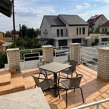 Petoefi Vendeghaz 게스트하우스 3*