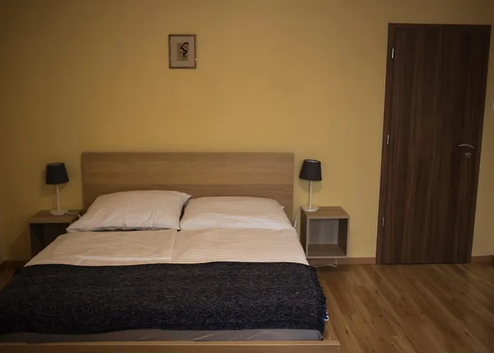 Konukevi Petoefi Vendeghaz