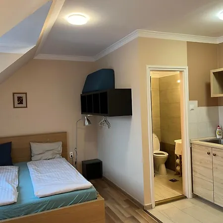 Penzion Petoefi Vendeghaz Eger