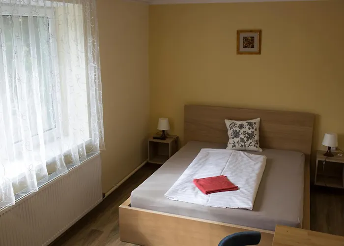 Petöfi Pensión Eger